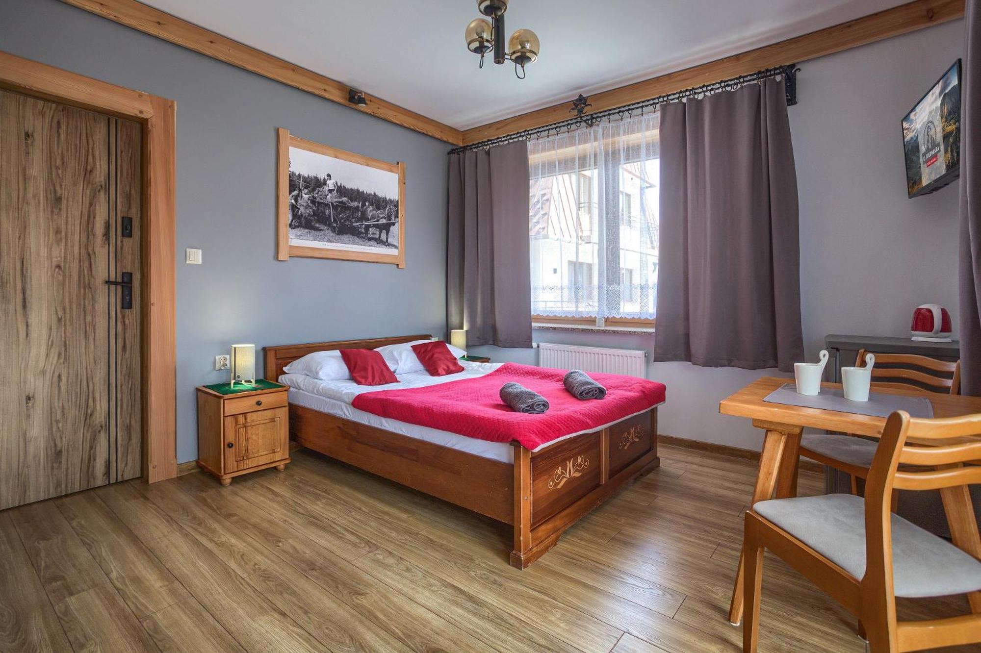 U Studniara Bed & Breakfast Мурзасичле Екстериор снимка