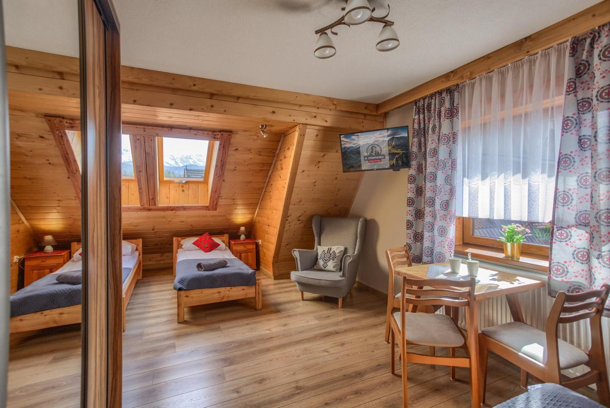 U Studniara Bed & Breakfast Мурзасичле Екстериор снимка