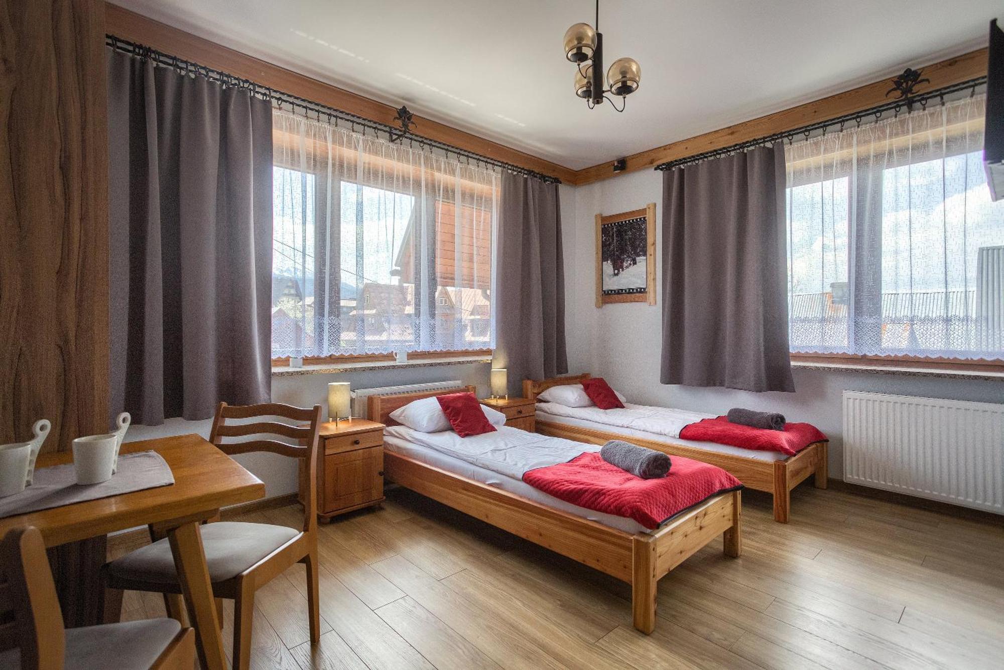 U Studniara Bed & Breakfast Мурзасичле Екстериор снимка